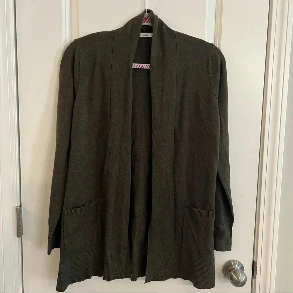 Pink clover cardigan small STITCH FIX‎